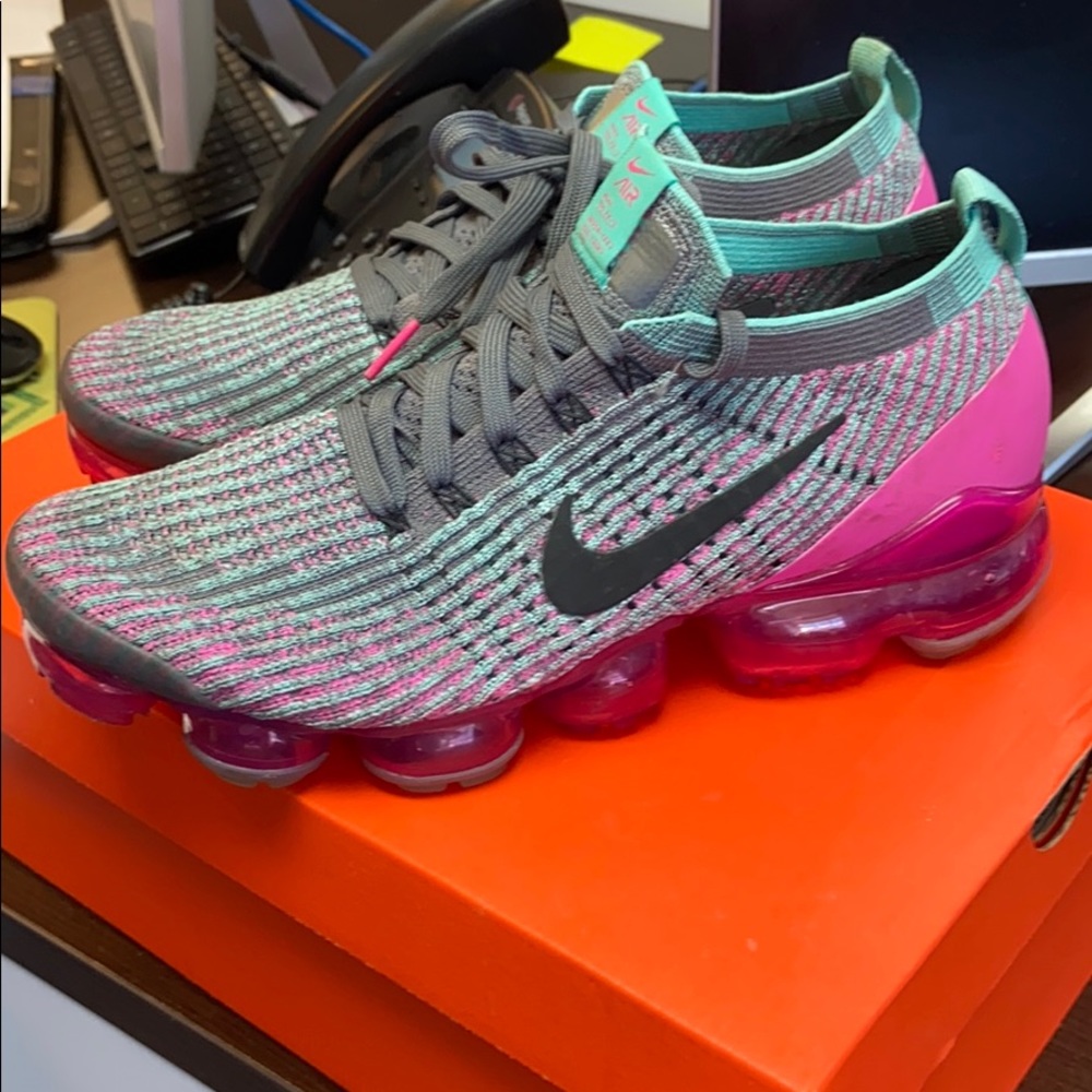 Woman’s Nike Vapormax